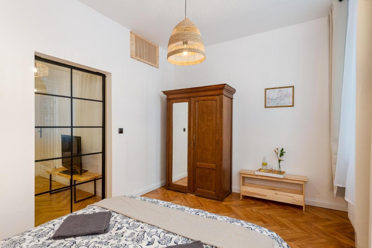 Charming Aparments In Perfect Location Cracóvia Exterior foto